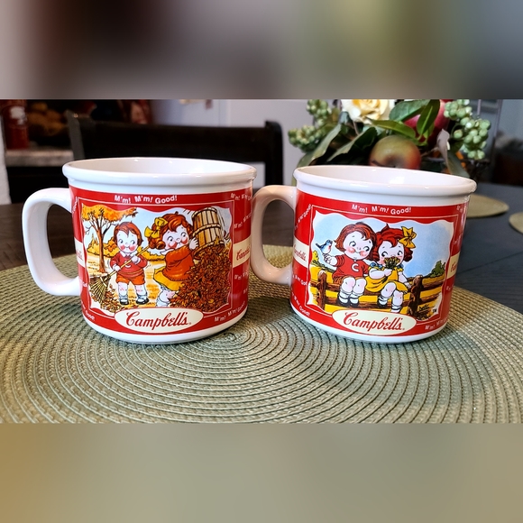 Vintage Campbell's Soup Mugs With 4 Seasons Graphics - Picture 2 of 4